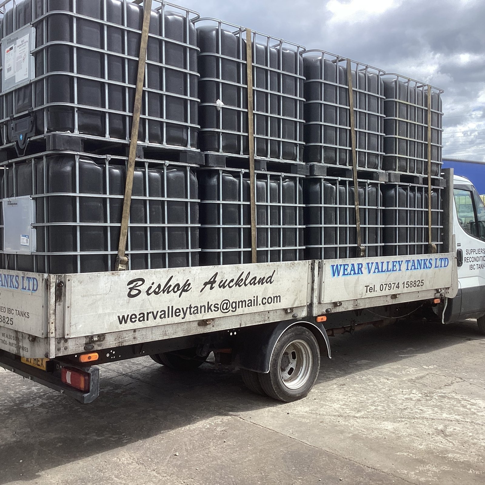IBC 1000 litre Black in transit