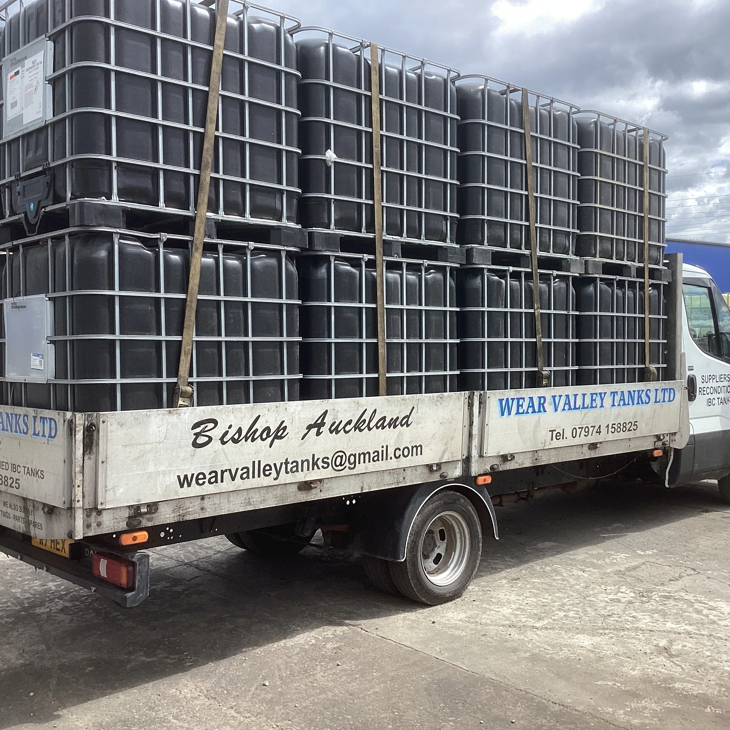 IBC 1000 litre Black in transit